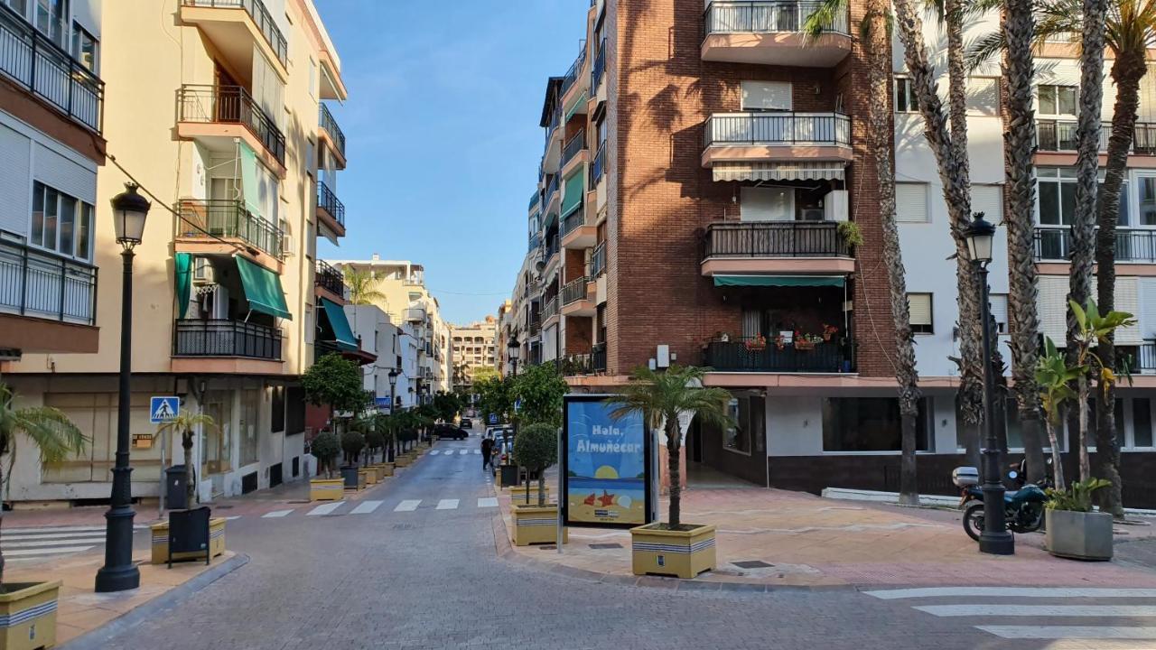 Tropical Avenida Andalucia Almunecar Exterior foto